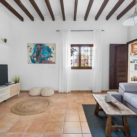 8 Guests Large Villa Near Bossa Beaches & Airport San José エクステリア 写真