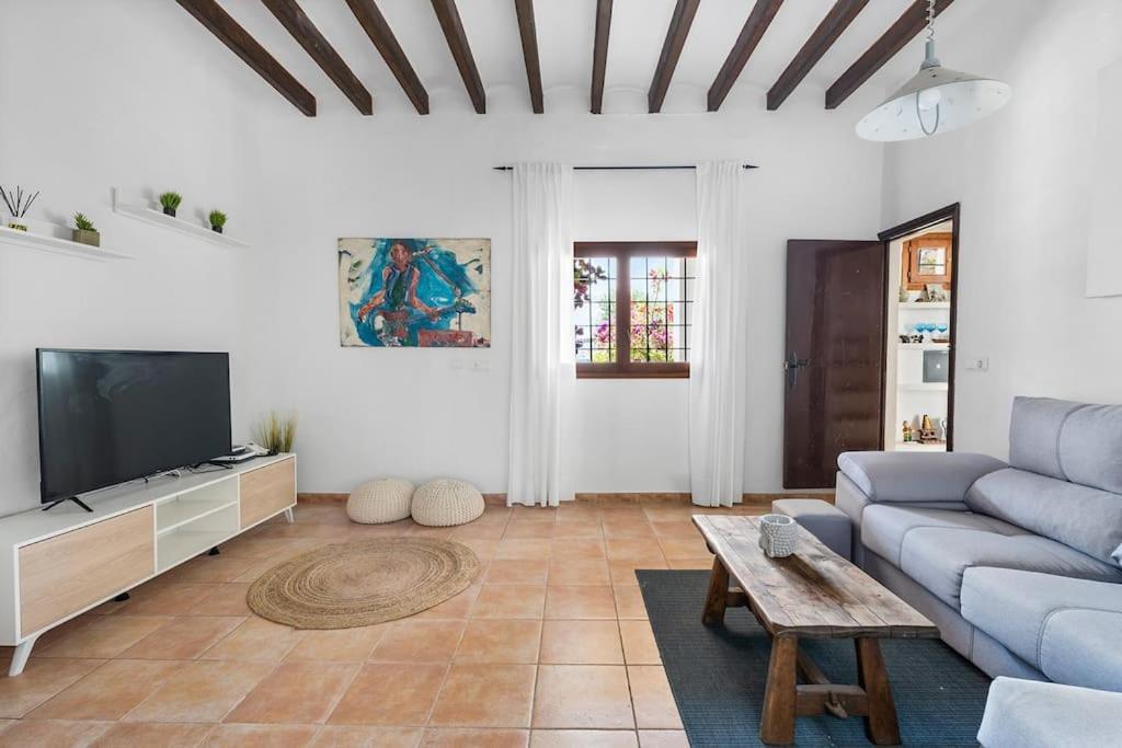 8 Guests Large Villa Near Bossa Beaches & Airport San José エクステリア 写真