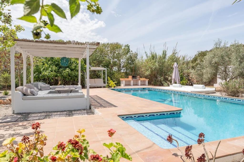 8 Guests Large Villa Near Bossa Beaches & Airport San José エクステリア 写真
